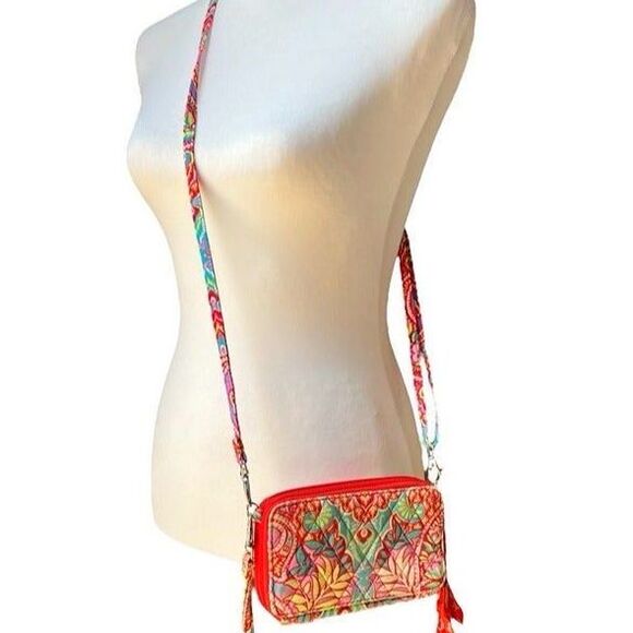 Vera Bradley Retired Print 2016 Paisley in Paradise  Crossbody wristlet - Picture 1 of 13